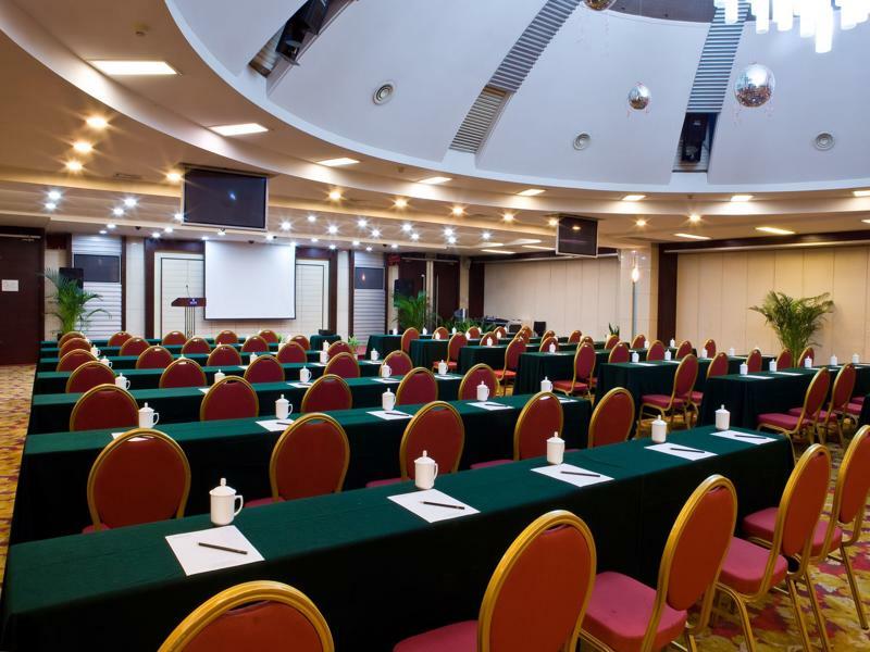 Hongyi Hotel Wuhan Exterior foto